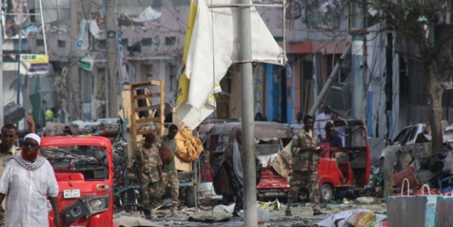 Somali Eğitim Bakanlığına Saldırı: 120 Ölü!